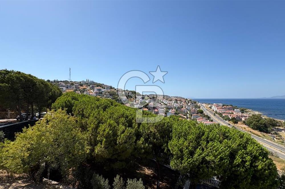 Yenifoça Deniz Manzaralı 3+2 Satılık Triplex Villa