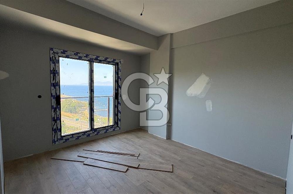 Yenifoça Deniz Manzaralı 3+2 Satılık Triplex Villa