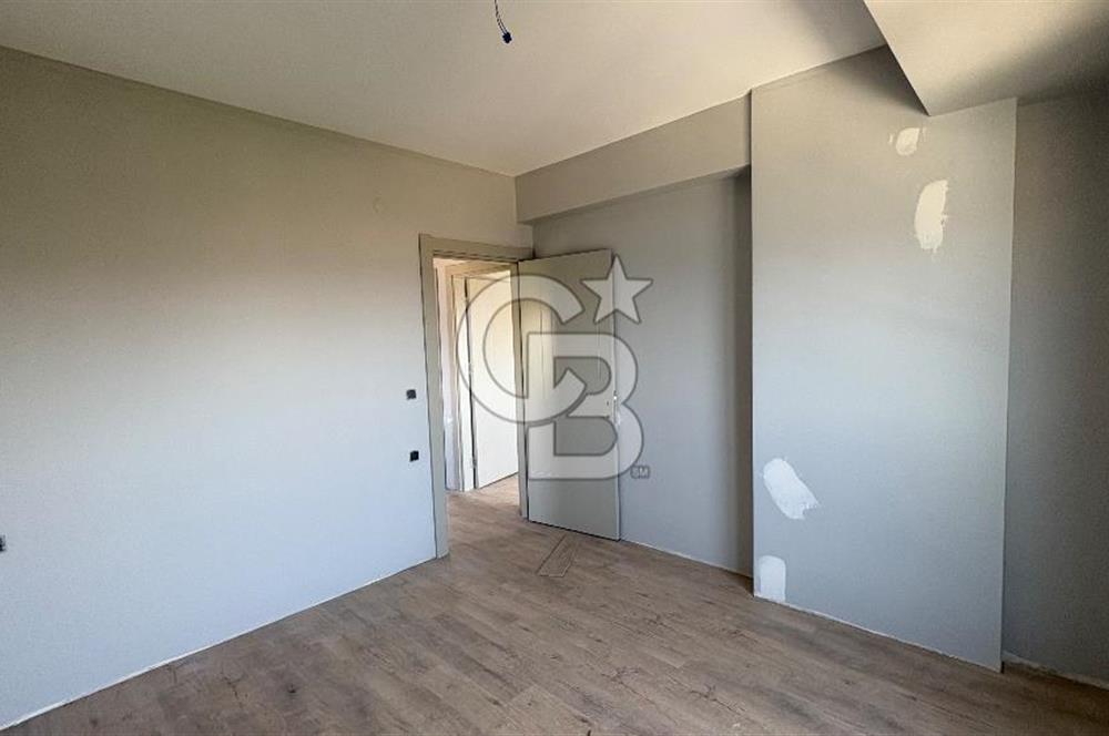 Yenifoça Deniz Manzaralı 3+2 Satılık Triplex Villa