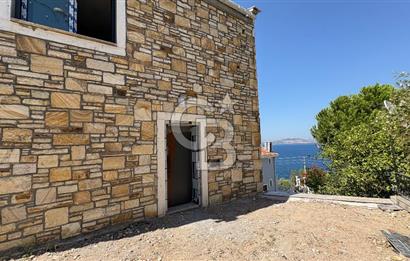 Yenifoça Deniz Manzaralı 3+2 Satılık Triplex Villa