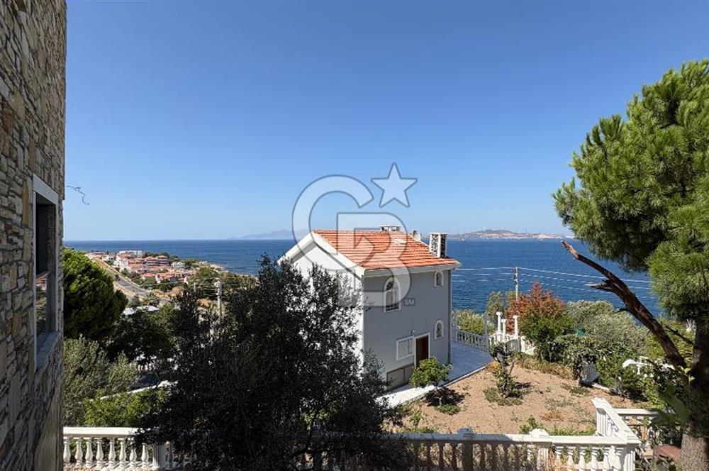 Yenifoça Deniz Manzaralı 3+2 Satılık Triplex Villa