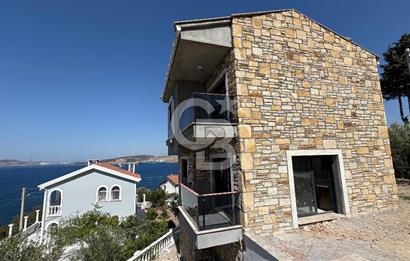 Yenifoça Deniz Manzaralı 3+2 Satılık Triplex Villa