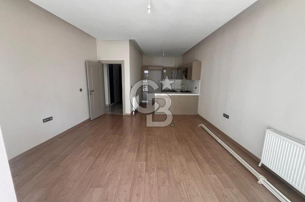 KARTEPE FORM ANATOLİA SİTESİNDE ARA KAT 2+1 SATILIK DAİRE
