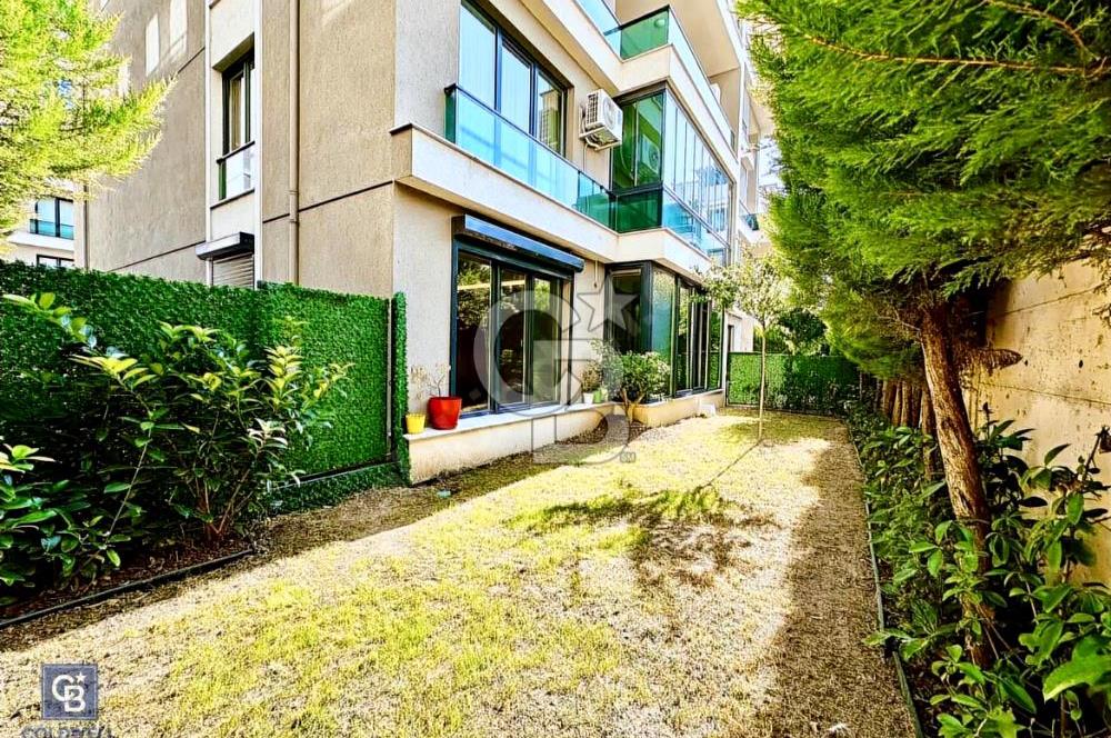 Balat'ta Müstakil Bahçeli 3+1 Ebeveyn Banyolu Satılık Daire