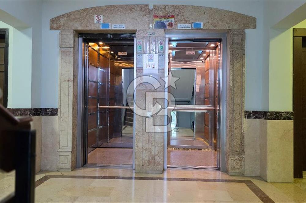 Mavişehir Flamingo 16 Sitesinde Kilerli 3+1 Kiralık Daire
