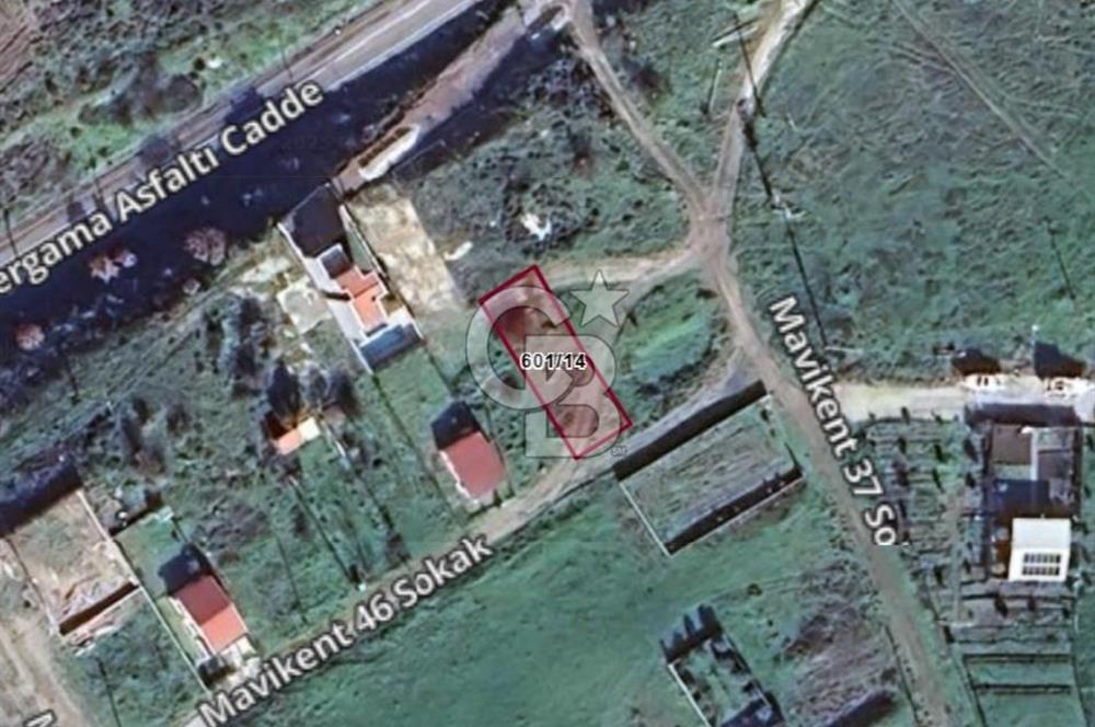 DİKİLİ ÇANDARLI’DA ANAYOLA KOMŞU SATILIK YATIRIMLIK ARSA