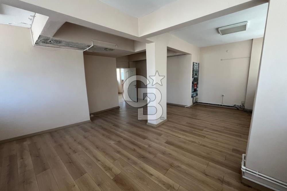 ÇAĞLAYAN KAĞITHANE CADDESİNDE 400 m2 KİRALIK DÜKKAN