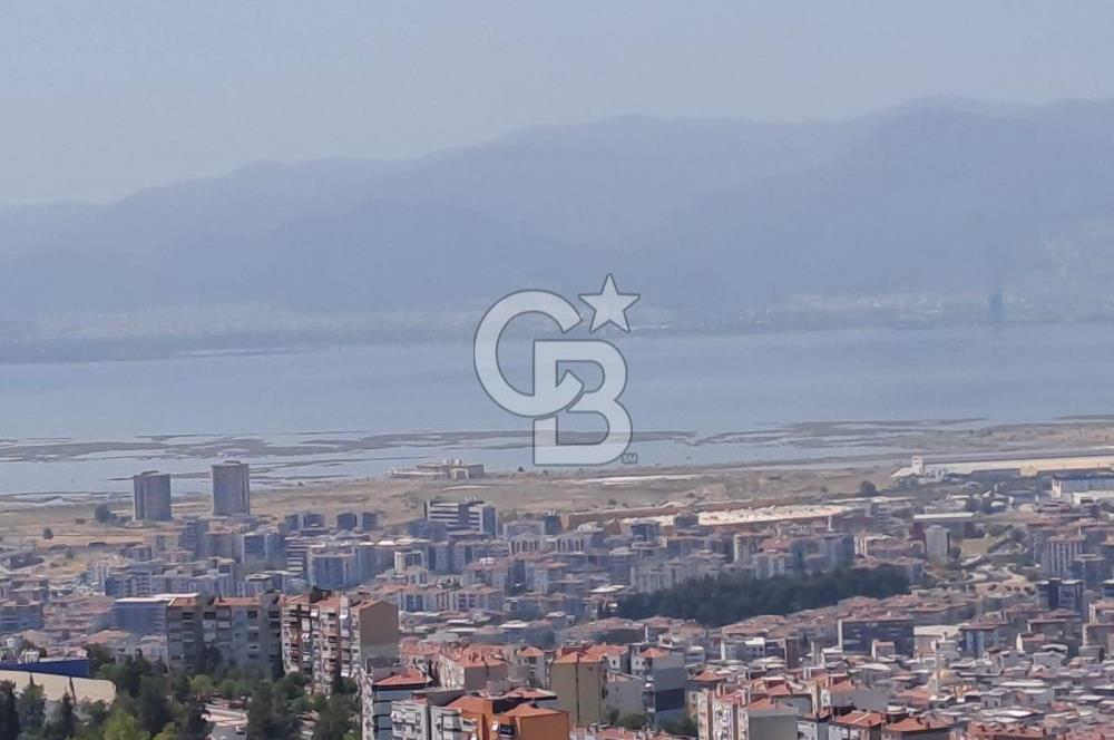 Egekent´ te Deniz Manzaralı Sıfır 2+1 Şık Daire