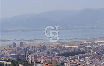 Egekent´ te Deniz Manzaralı Sıfır 2+1 Şık Daire
