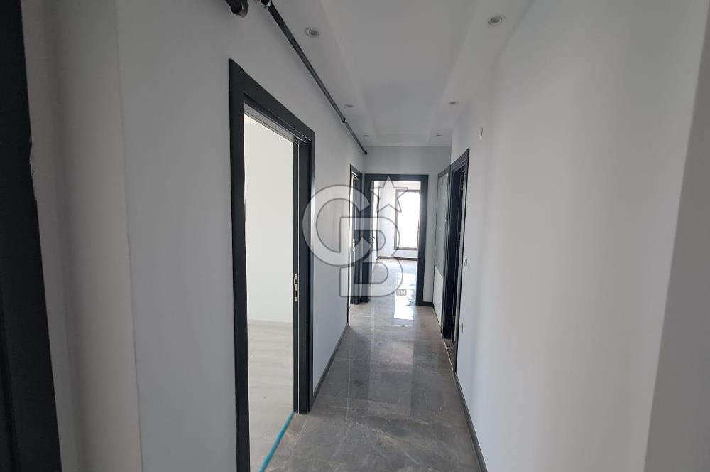 Egekent´ te Deniz Manzaralı Sıfır 2+1 Şık Daire