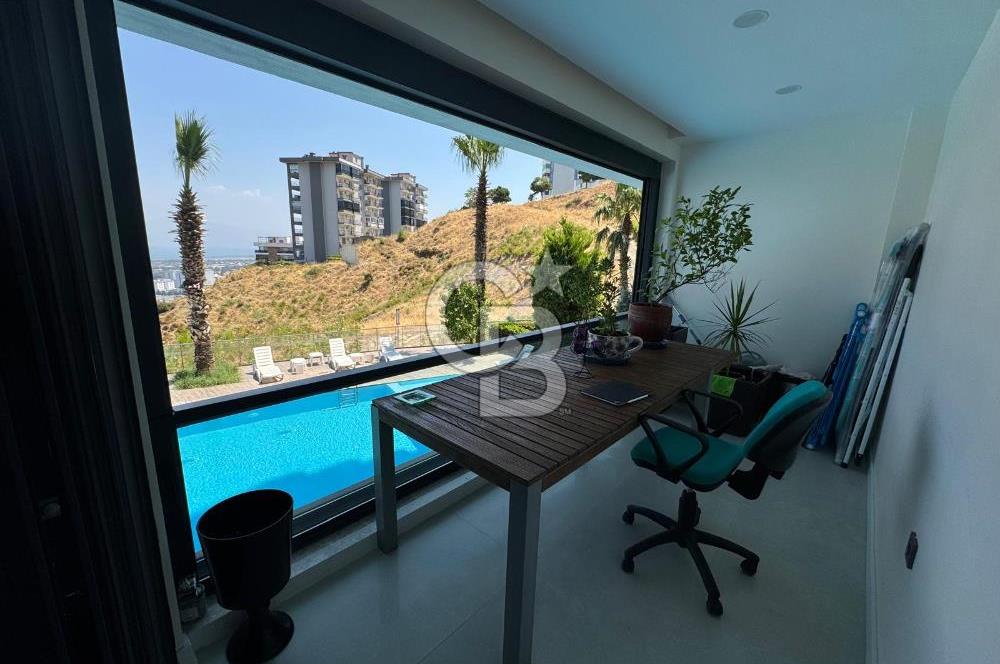 Narlıdere Evin Park Sitesi Havuzlu Manzaralı Satılık 2+1 Daire