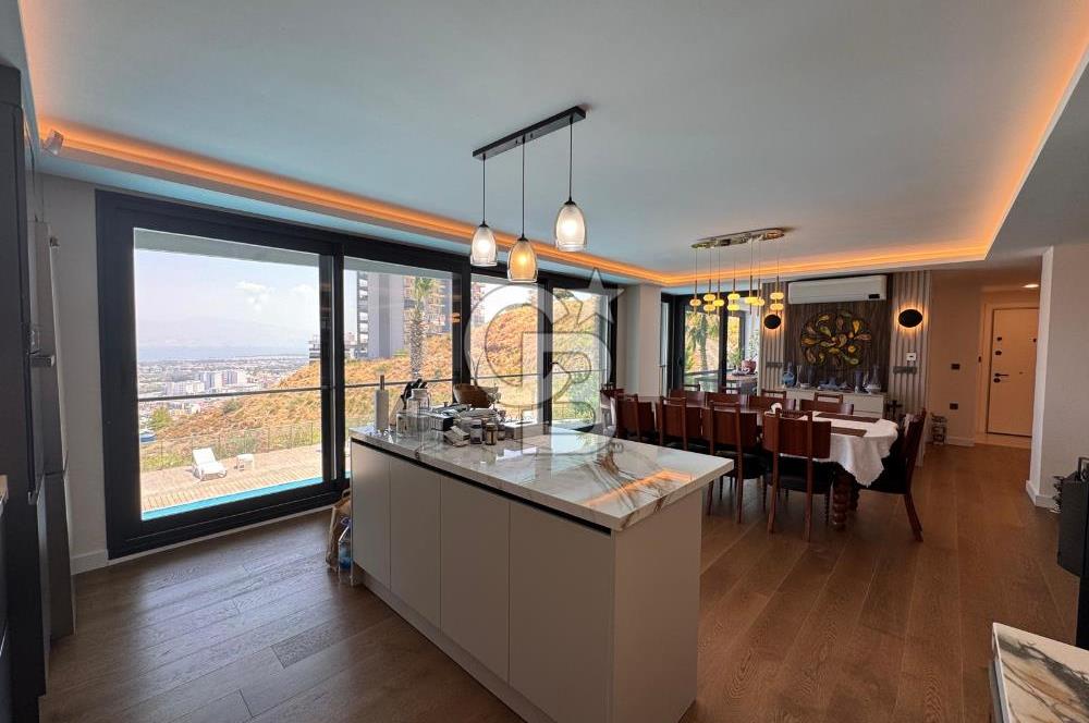 Narlıdere Evin Park Sitesi Havuzlu Manzaralı Satılık 2+1 Daire