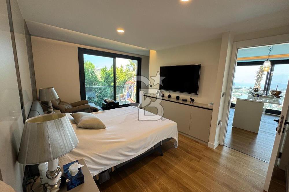 Narlıdere Evin Park Sitesi Havuzlu Manzaralı Satılık 2+1 Daire