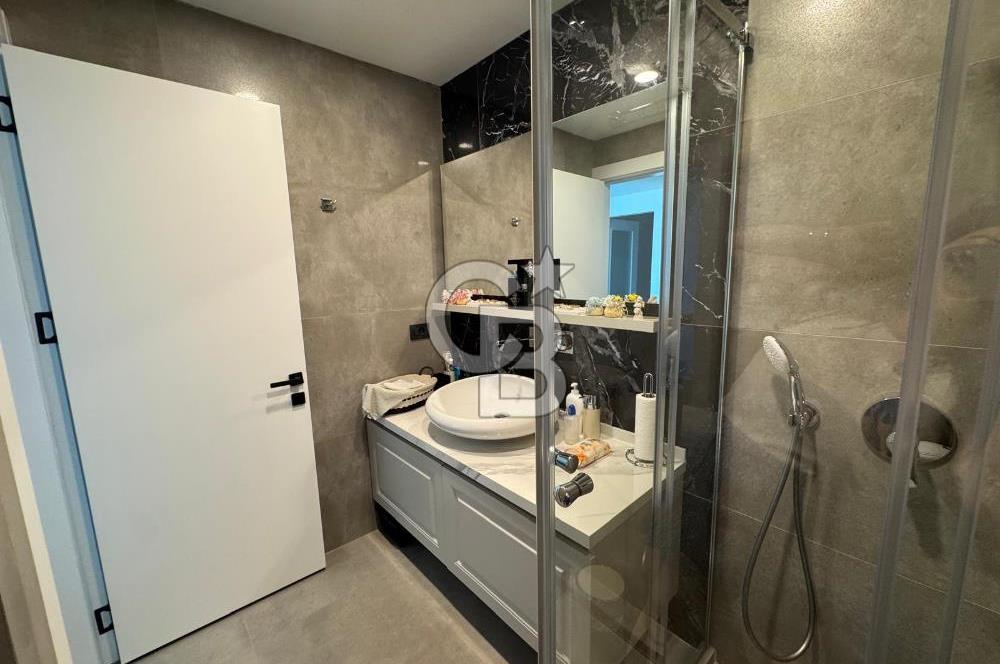 Narlıdere Evin Park Sitesi Havuzlu Manzaralı Satılık 2+1 Daire