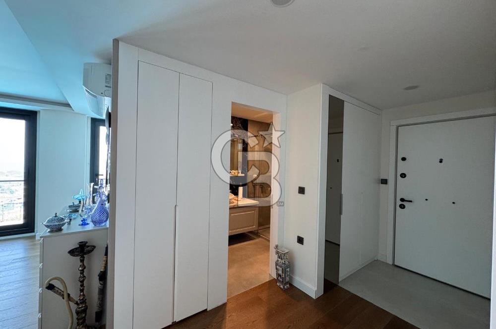 Narlıdere Evin Park Sitesi Havuzlu Manzaralı Satılık 2+1 Daire