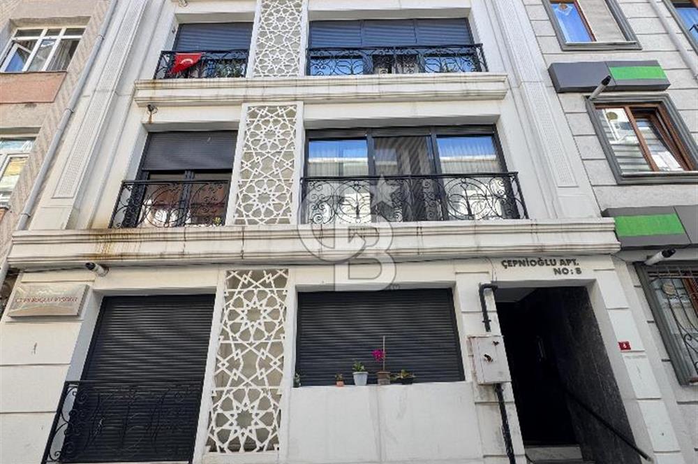 ÜSKÜDAR SALACAKTA EMSALSİZ KEYİFLİ BİR DAİRE SİZLERİ BEKLİYOR