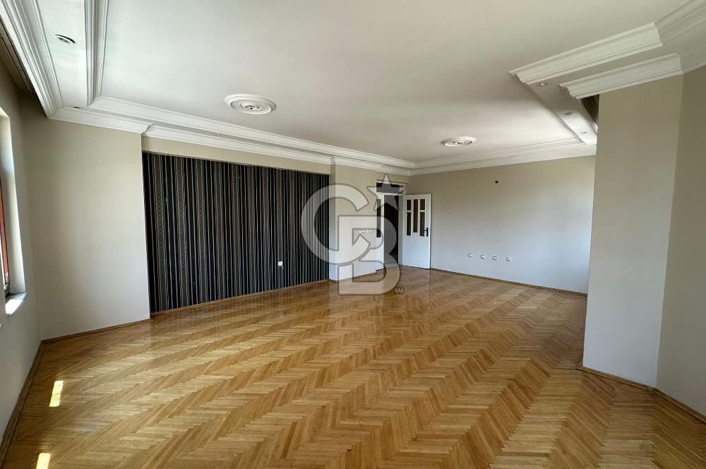 ALPASLAN MAH. MUHTEŞEM KONUMDA 240M2 4+1 SATILIK DAİRE