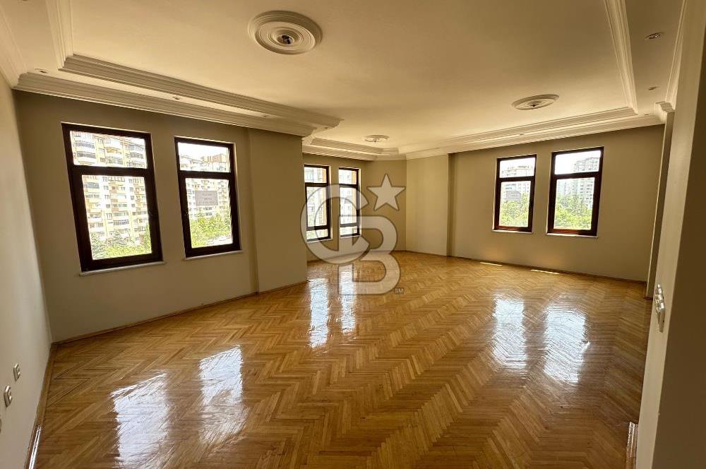 ALPASLAN MAH. MUHTEŞEM KONUMDA 240M2 4+1 SATILIK DAİRE