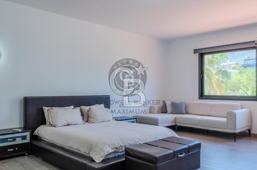 KKTC Girne Ozanköy Ultra Lüks 4+1 Villa – Havuzlu, Geniş Bahçeli, Eşsiz Konum!