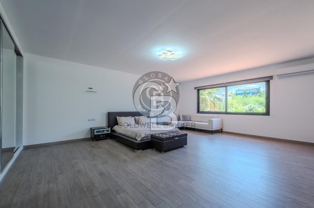 KKTC Girne Ozanköy Ultra Lüks 4+1 Villa – Havuzlu, Geniş Bahçeli, Eşsiz Konum!
