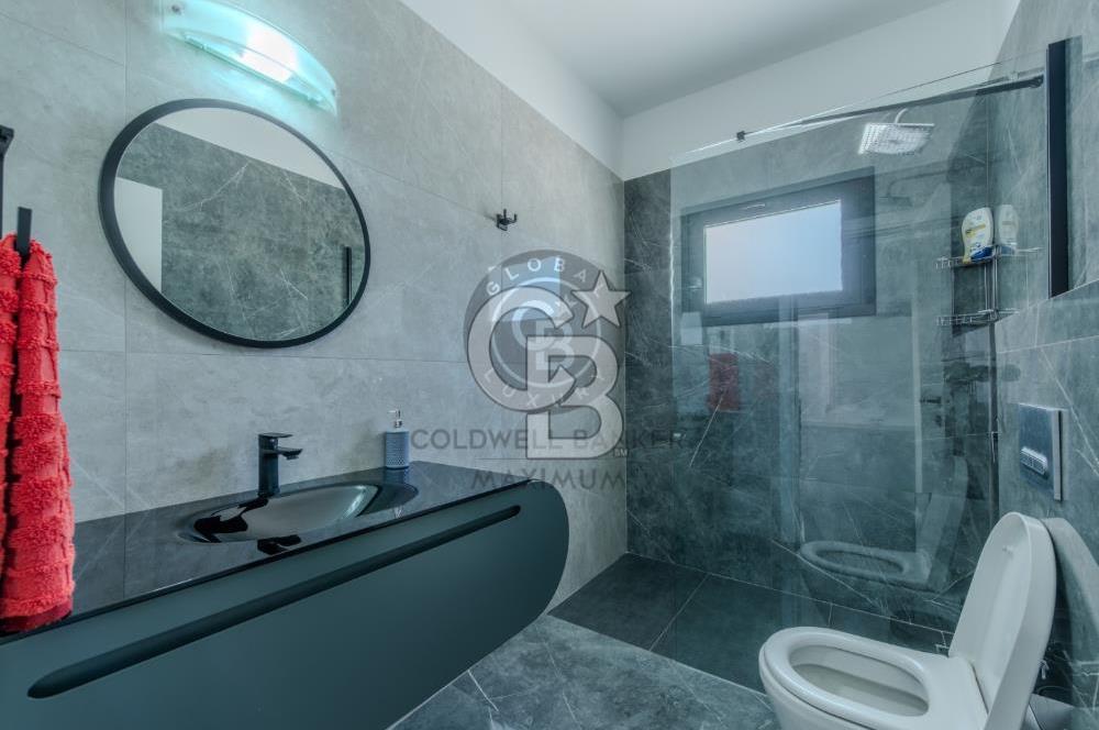KKTC Girne Ozanköy Ultra Lüks 4+1 Villa – Havuzlu, Geniş Bahçeli, Eşsiz Konum!