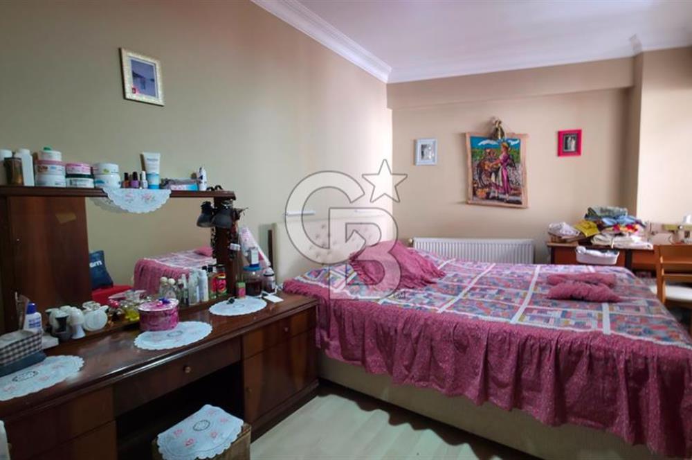 Saya Yolunda Yokuşsuz Çift Girişli 3+2 Teraslı Yeni Dubleks