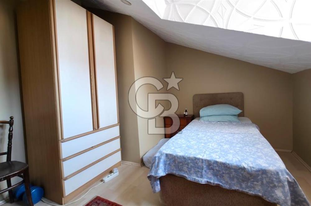 Saya Yolunda Yokuşsuz Çift Girişli 3+2 Teraslı Yeni Dubleks