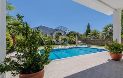 KKTC Girne Ozanköy Ultra Lüks 4+1 Villa – Havuzlu, Geniş Bahçeli, Eşsiz Konum!