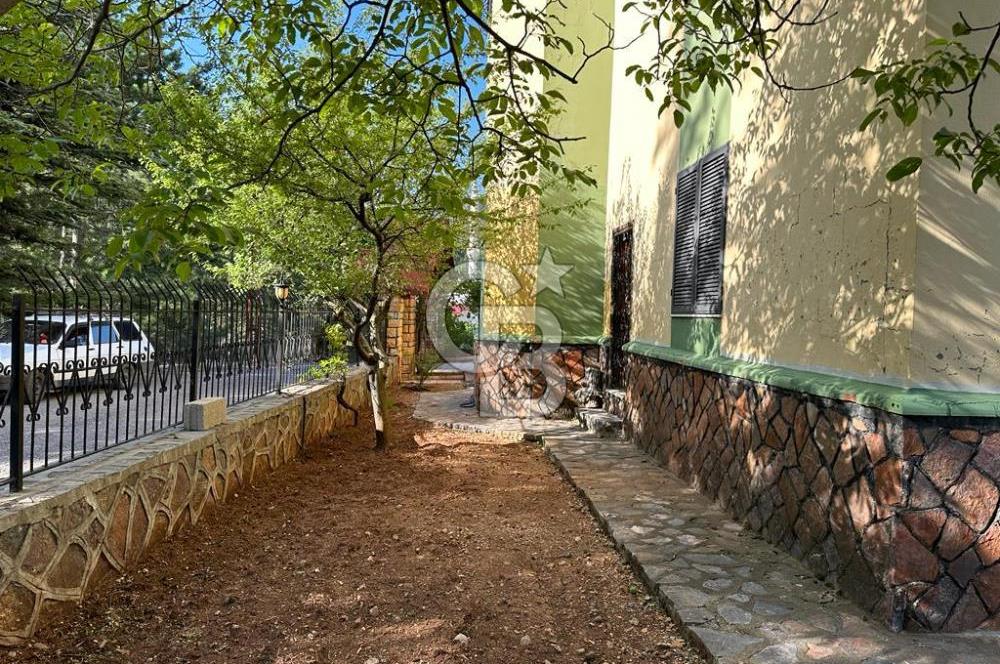 Mersin Tarsus K.Gülek'te Çamlıkent Sit.4 Katlı Villa Hobi Bahçesi
