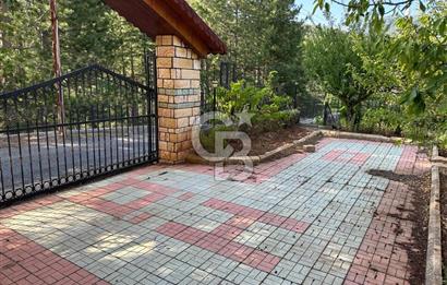 Mersin Tarsus K.Gülek'te Çamlıkent Sit.4 Katlı Villa Hobi Bahçesi