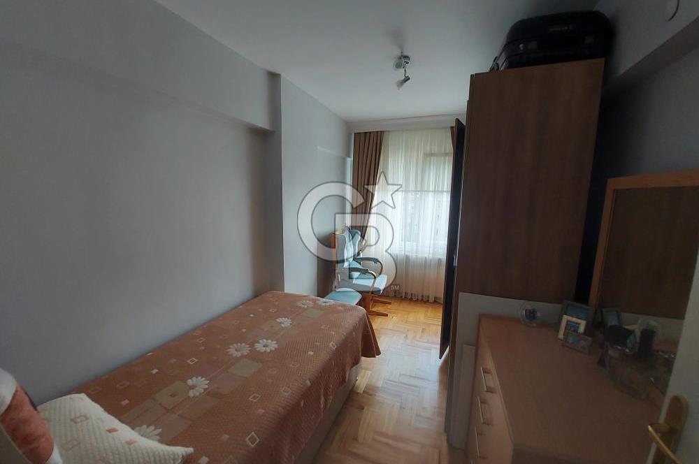 ATAŞEHİR YENİŞEHİR MAHALLESİNDE BAKIMLI 3+1 SATILIK DAİRE