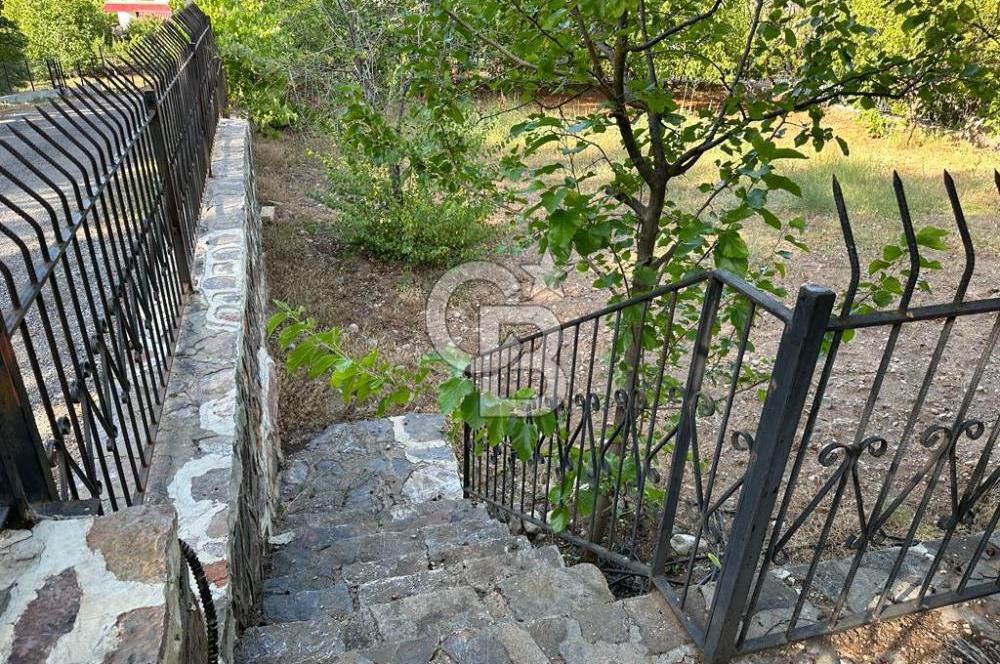 Mersin Tarsus K.Gülek'te Çamlıkent Sit.4 Katlı Villa Hobi Bahçesi