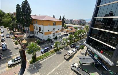 BALIKESİR-EDREMİT MERKEZDE 3+1 125 M2 DOĞALGAZLİ ASANSÖRLÜ FIRSAT DAİRE