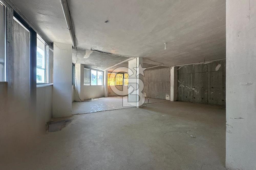 Kemerburgaz Bahçeköy Cadde Üzeri 693m2 Satılık Köşe Dükkan