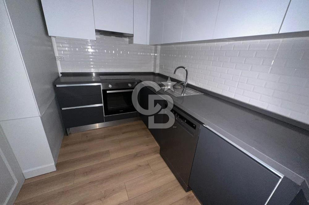 BORNOVA KOŞUKAVAK MODDA BULVAR 3+1 EŞYALI KİRALIK OFİS BÜRO