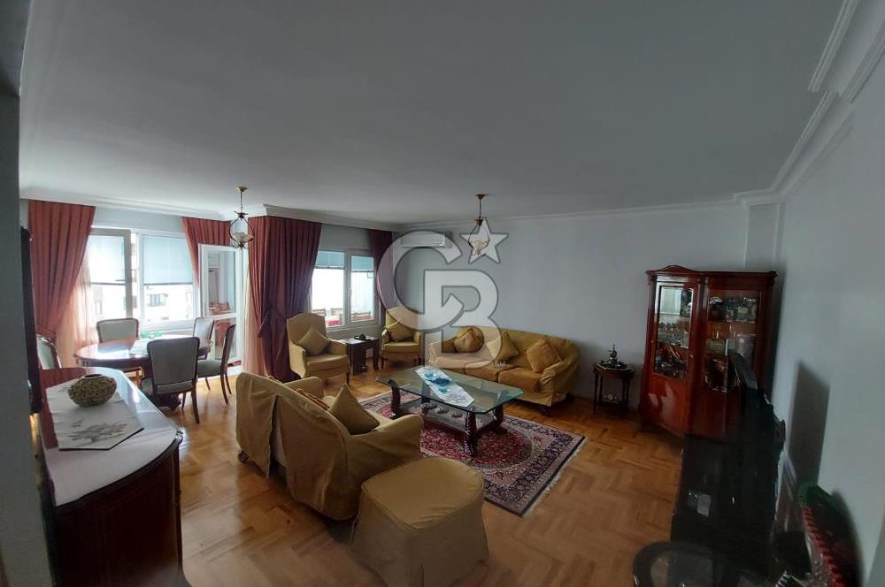 ATAŞEHİR YENİŞEHİR MAHALLESİNDE BAKIMLI 3+1 SATILIK DAİRE