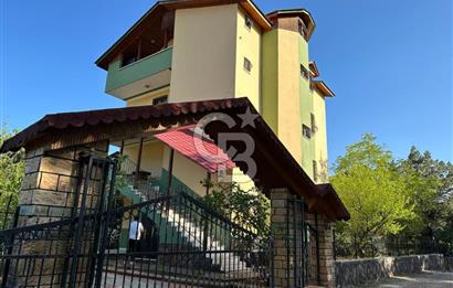 Mersin Tarsus K.Gülek'te Çamlıkent Sit.4 Katlı Villa Hobi Bahçesi