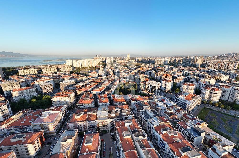 Karşıyaka Yalı Mah Pazaryeri Yakını Park Cephe Satılık 3+1 Daire