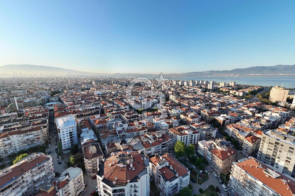 Karşıyaka Yalı Mah Pazaryeri Yakını Park Cephe Satılık 3+1 Daire