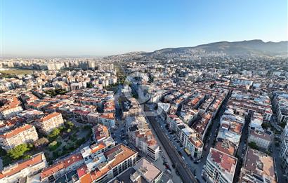 Karşıyaka Yalı Mah Pazaryeri Yakını Park Cephe Satılık 3+1 Daire