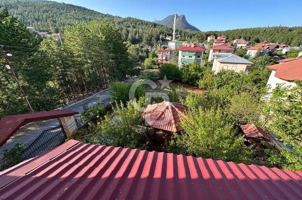 Mersin Tarsus K.Gülek'te Çamlıkent Sit.4 Katlı Villa Hobi Bahçesi