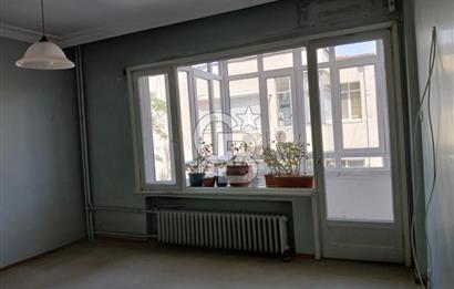 Nişantasi Hüsrev Gerede Cad. girişinde Kiralık Ofis katı.