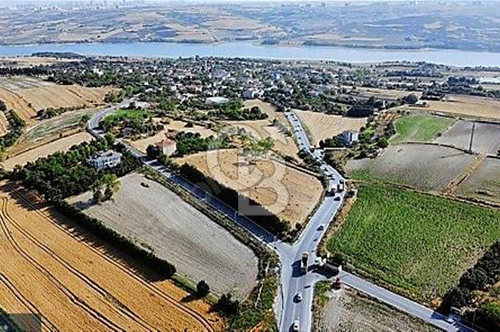HARAÇÇI-HADIMKÖY CADDESİNDE KÖŞE KONUMDA KAÇMAZ YATIRIM FIRSATI