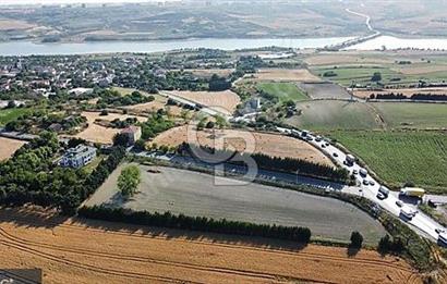 HARAÇÇI-HADIMKÖY CADDESİNDE KÖŞE KONUMDA KAÇMAZ YATIRIM FIRSATI
