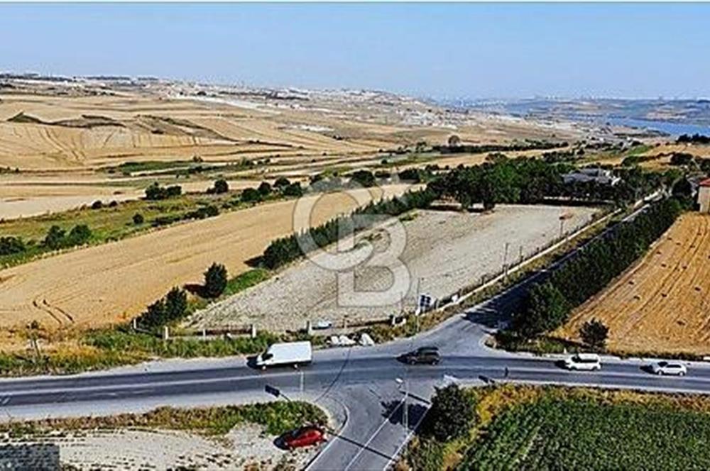HARAÇÇI-HADIMKÖY CADDESİNDE KÖŞE KONUMDA KAÇMAZ YATIRIM FIRSATI