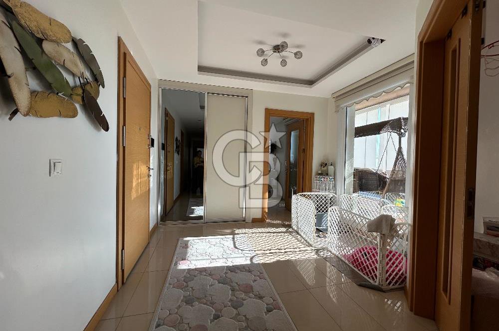 Nish Adalar’da Deniz ve Adalar Manzaralı 3+1 Kiralık Lüks Daire