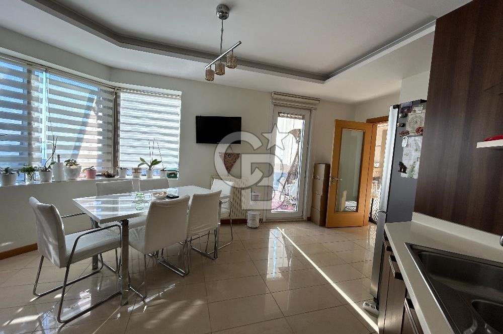 Nish Adalar’da Deniz ve Adalar Manzaralı 3+1 Kiralık Lüks Daire