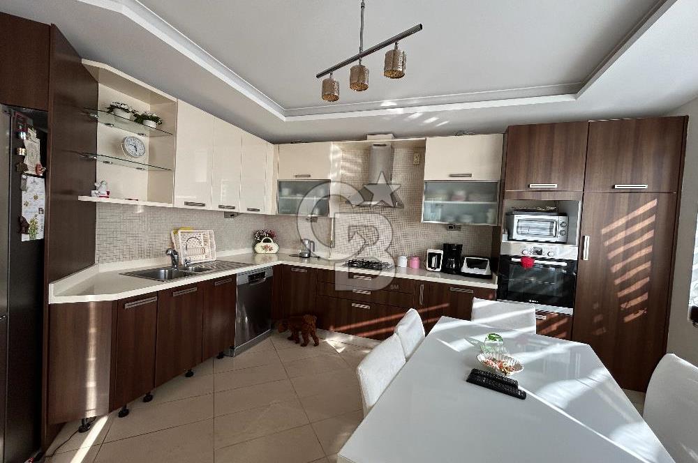 Nish Adalar’da Deniz ve Adalar Manzaralı 3+1 Kiralık Lüks Daire