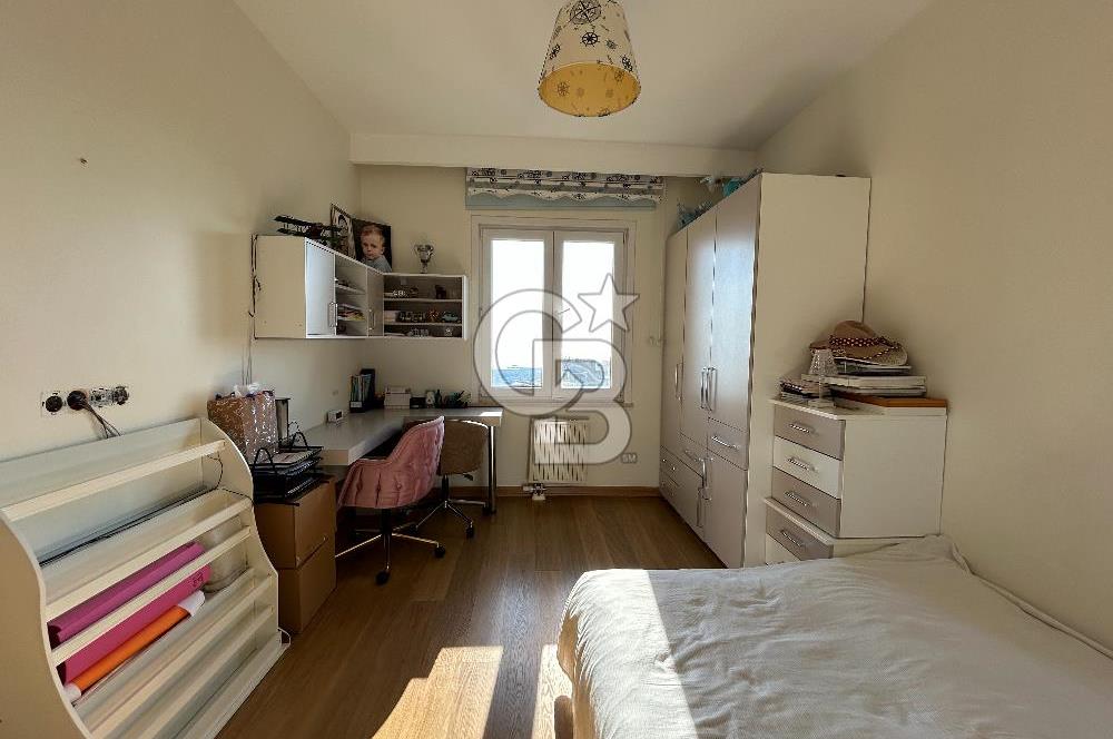 Nish Adalar’da Deniz ve Adalar Manzaralı 3+1 Kiralık Lüks Daire
