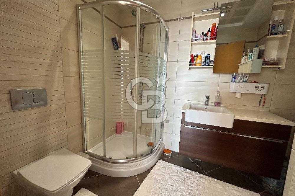 Nish Adalar’da Deniz ve Adalar Manzaralı 3+1 Kiralık Lüks Daire